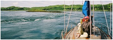 Hiltgund 2005 - Cuan Sound at springs - rather quick!!  Click the picture then hit key F11 to see full size image.